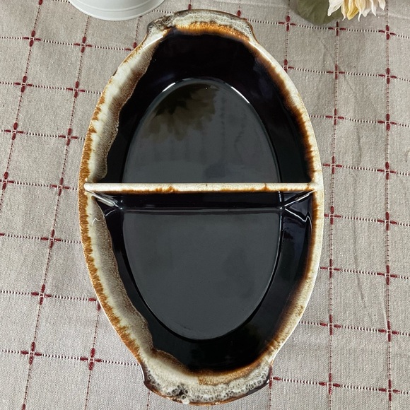 Vintage Pfaltzgraff Gourmet Brown Drip Oval Divided Vegetable Dish / Bowl - Picture 2 of 6